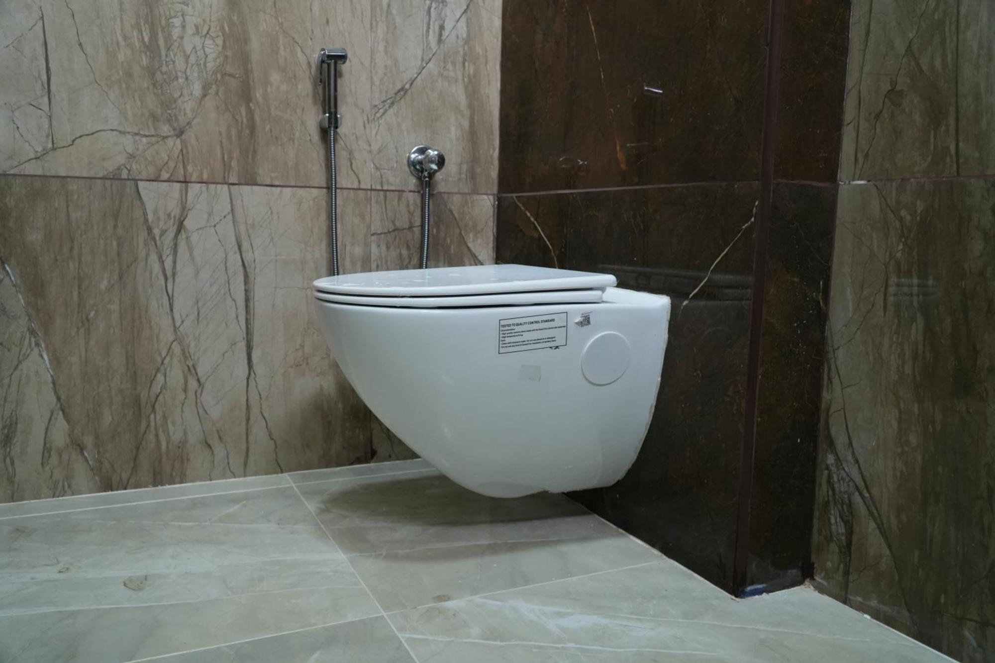 Uj Pallazzio - Business Class Luxury Hotel Tiruvannamalai Exterior photo
