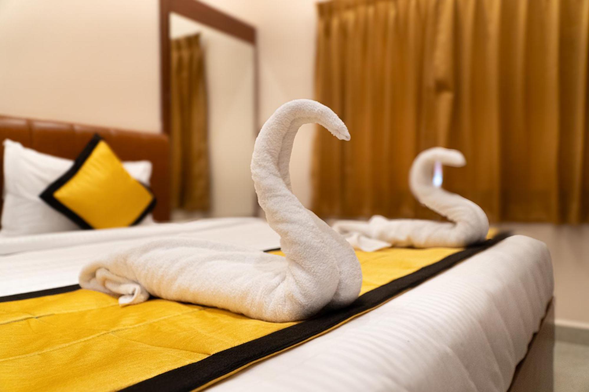 Uj Pallazzio - Business Class Luxury Hotel Tiruvannamalai Exterior photo